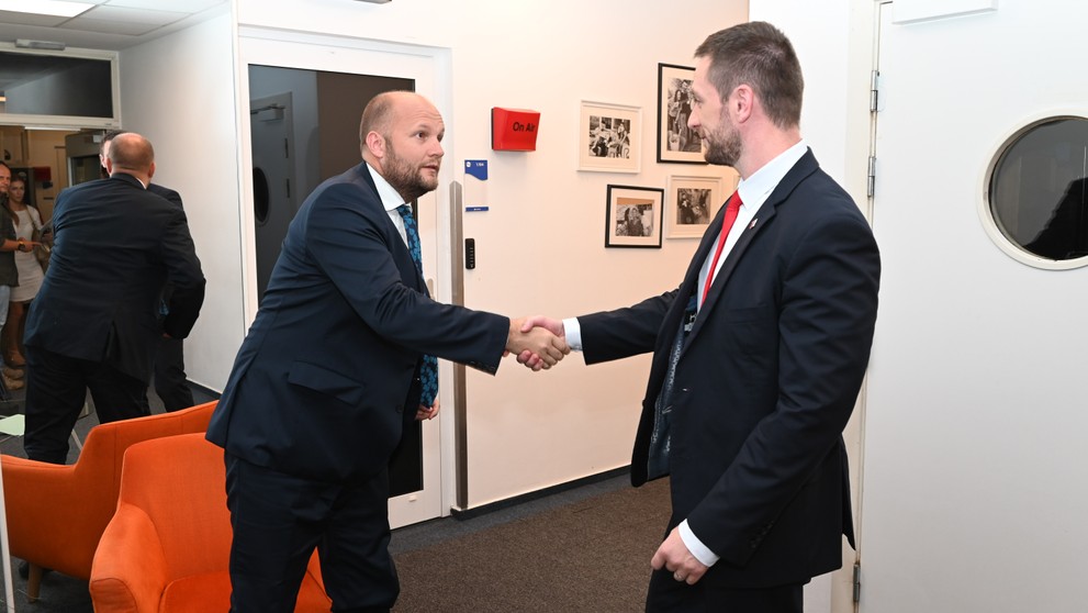 Milan Uhrík a Jaroslav Naď v relácii Na telo