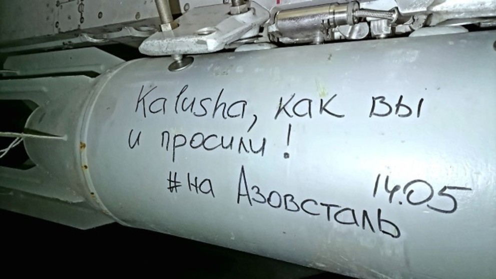 Bomby na zničenie Azovstaľu popísané po Eurovízii.