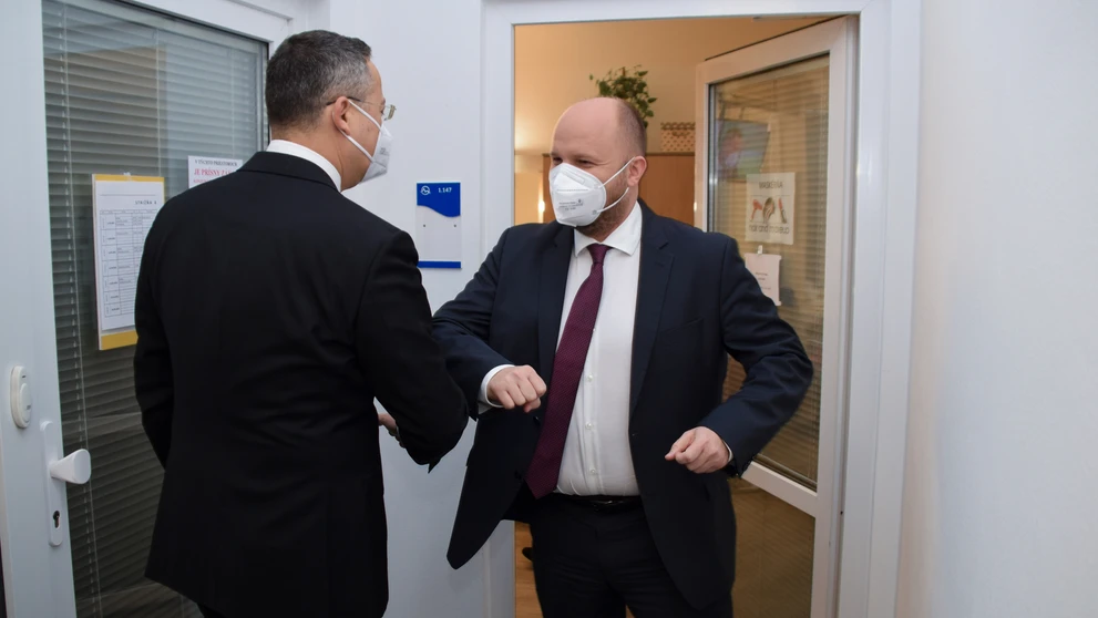 Jaroslav Naď a Ladislav Kamenický pred natáčaním.