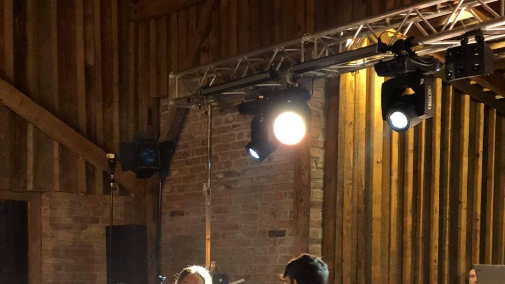 Mladomanželia Dankovci