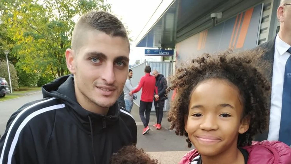 Milena s Marcom Verrattim z PSG.