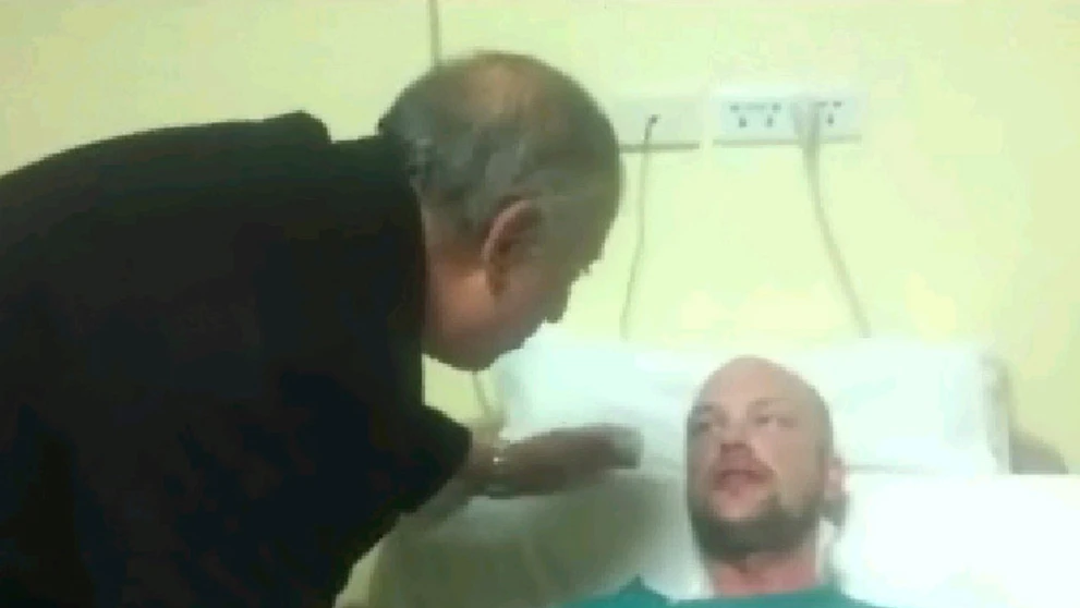 Švéd Sammie Olovsson v nemocnici po ošetrení po útoku v hoteli v Hurghade.