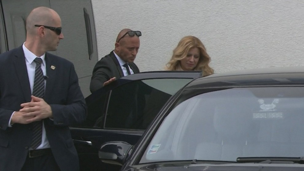 Odchádzajúci prezident Andrej Kiska s manželkou Martinou.