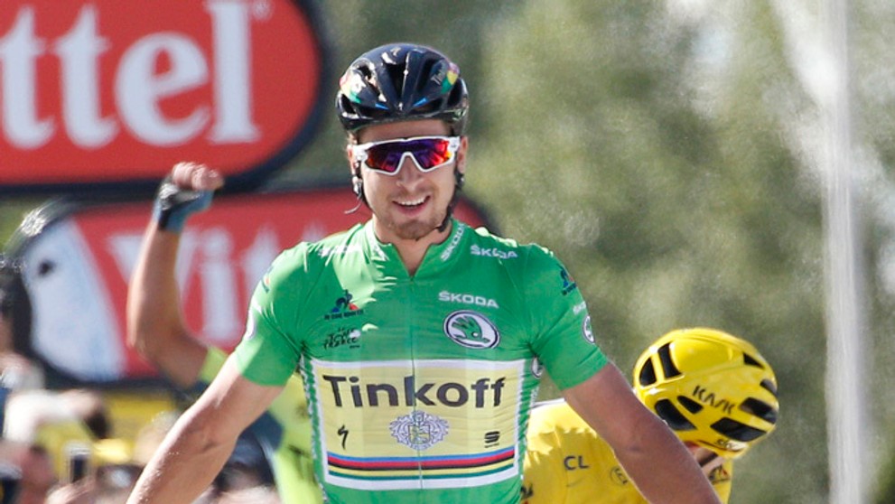 Víťazné gesto Petra Sagana v cieli 11. etapy TdF.