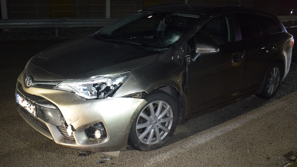 Auto, ktoré ako prvé zachytilo chodca.