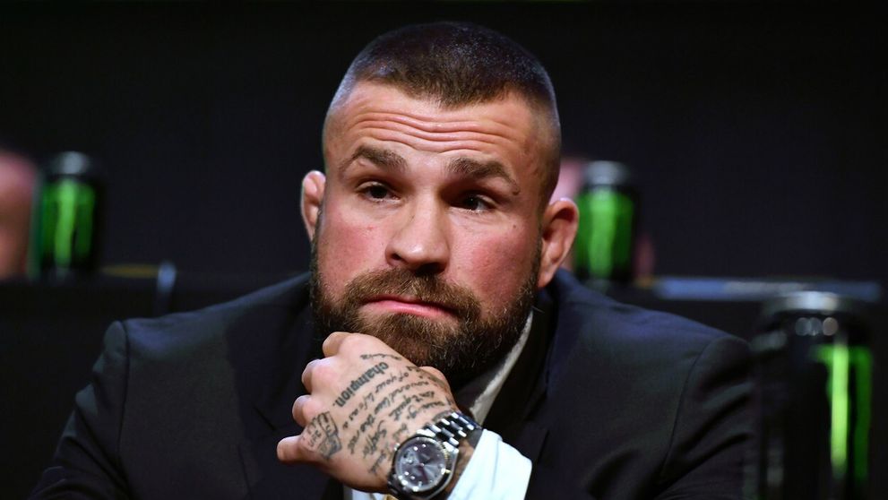 Tvrdé výroky Karlosa Vémolu: „Hlavne nebuď teplý, lebo to z teba vymlátim“