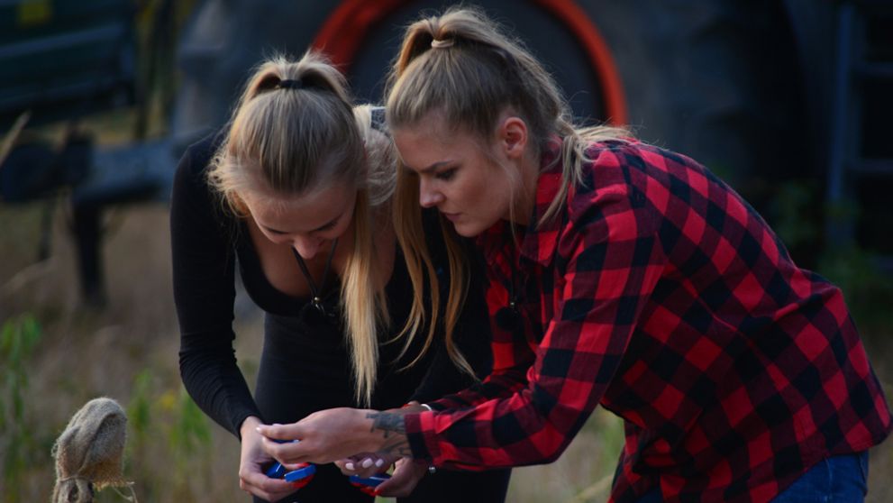 Dve nové farmárky už po sebe zazerajú: Môže za to najväčší krásavec!