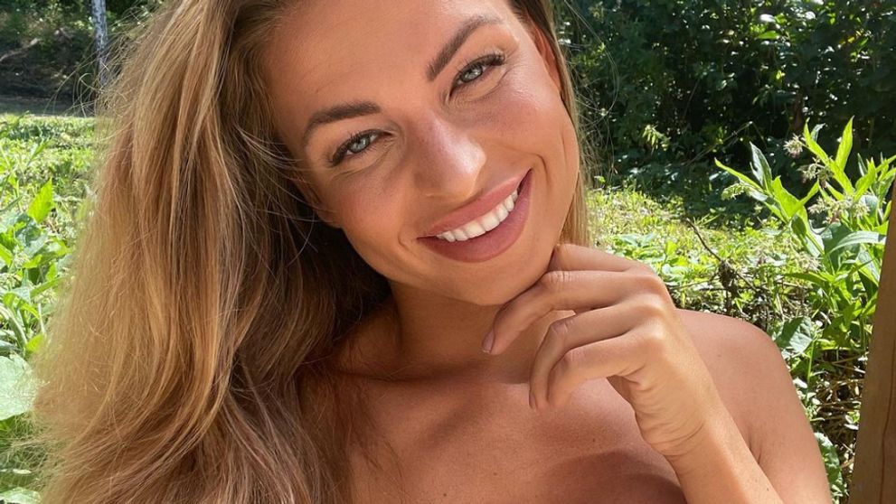 Reakcia na nové prsia: Tess z Love Islandu sa pochválila bujným dekoltom