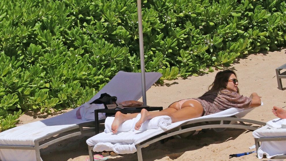 Pribratá Jessica Alba v bikinách: Z jedla to veru nie je