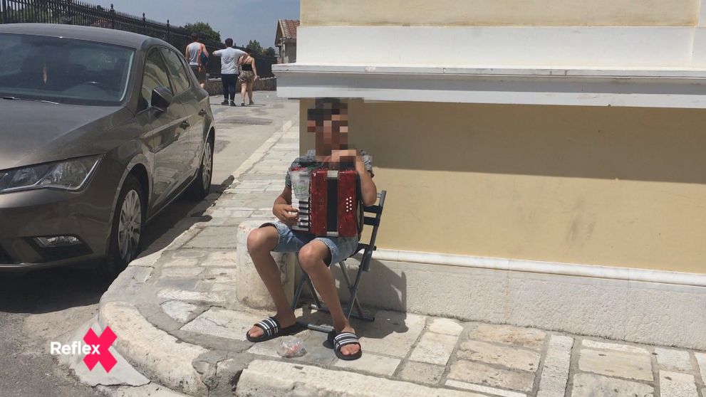 Vzbudzujú súcit, a preto zarobia viac