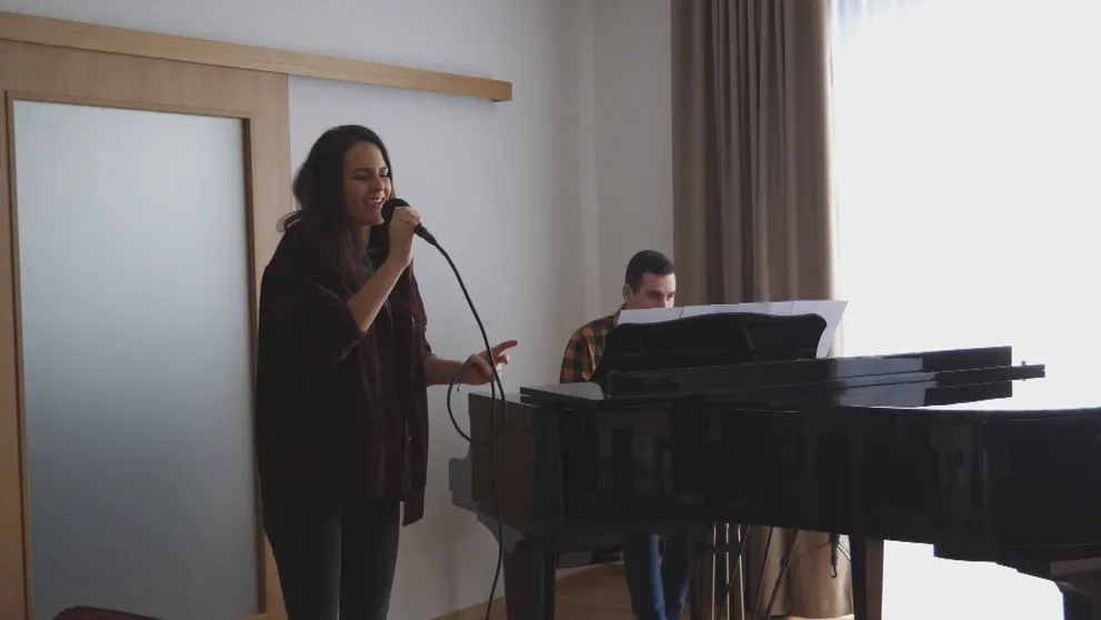 Markizácka redaktorka prespievala nový hit Adele: Jedným slovom nádhera