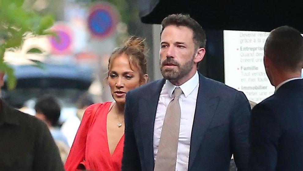 „Bennifer“ na svadobnej ceste! Fotografi ich nasnímali v hotelovej izbe