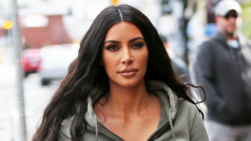 Kim Kardashian trápi psoriáza. Reality hviezda sa ukázala bez mejkapu