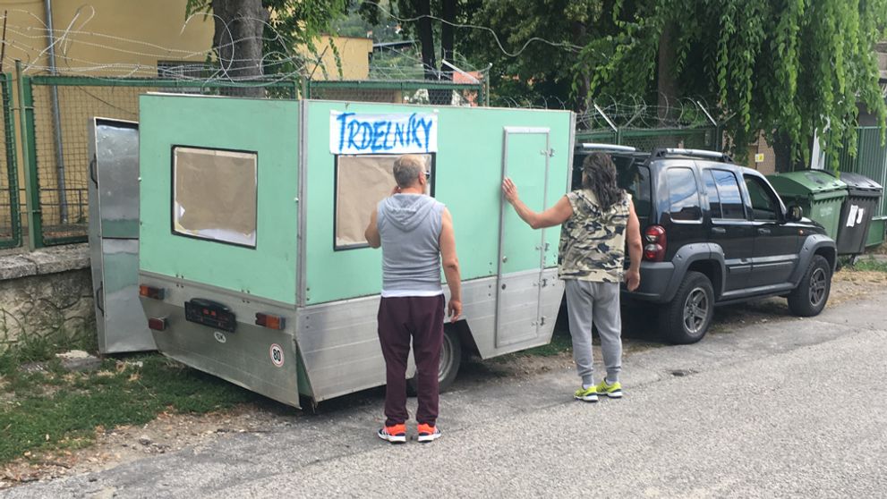Do väzenia sa teraz nedostanú: Cestu im skrížili dvaja svalnáči