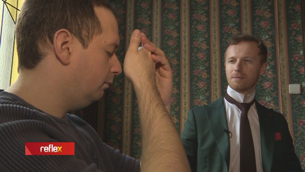 Zhypnotizuje vás na počkanie