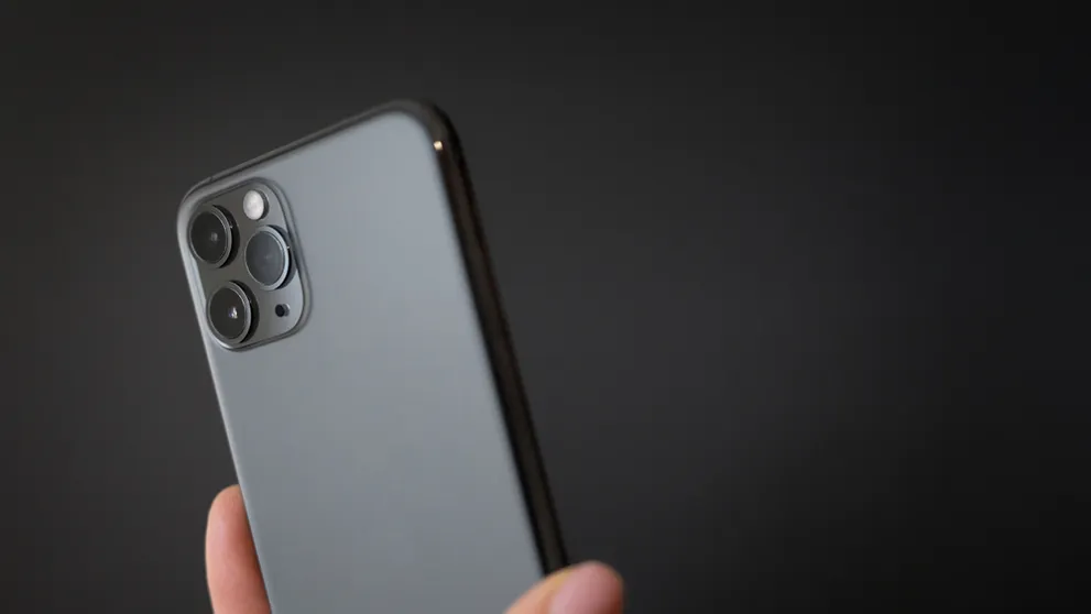 Ako čo najefektívnejšie ochrániť šošovku fotoaparátu vášho smartfónu pred poškodením?