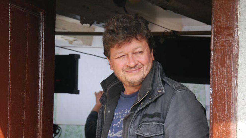 Režíroval Snowboarďákov, či Rafťákov a teraz prebral velenie v Hornej Dolnej!