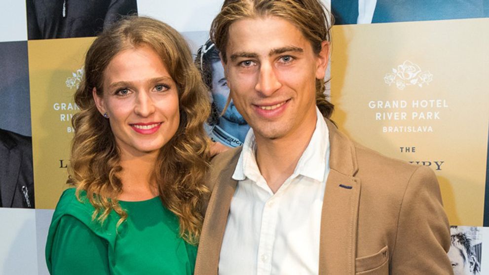 Sagan si vyšiel do spoločnosti s manželkou. Tá je ale krásna
