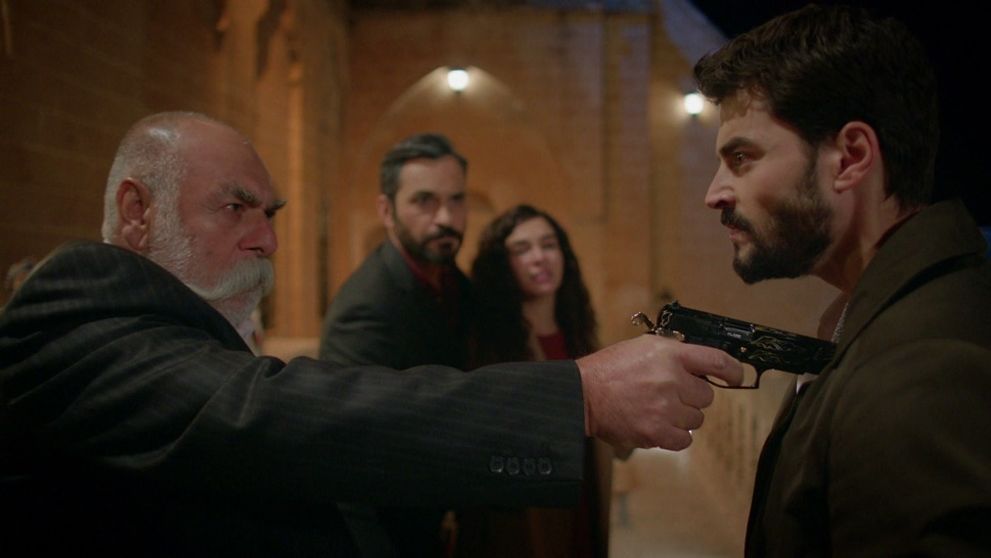 Spútaný motýľ: 79. a 80. epizóda