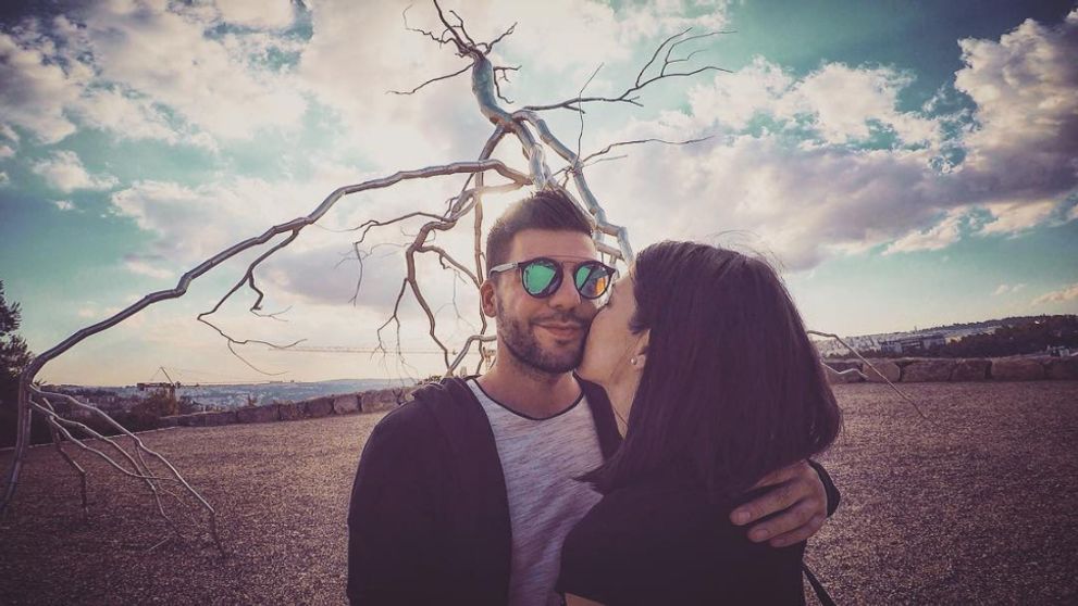 Moderátor má krátko po zásnubách ďalší dôvod na radosť: Nový prírastok do rodiny