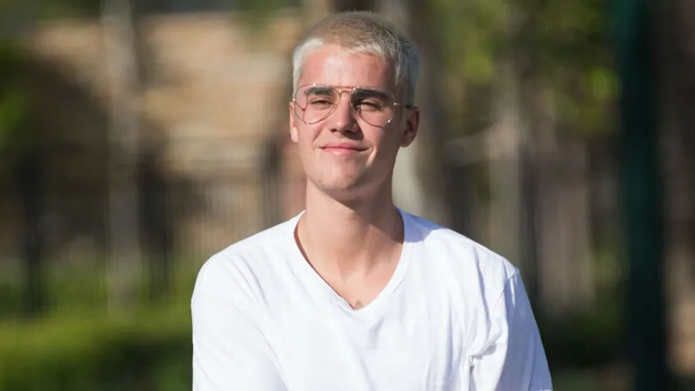 Bieberovi fanúšikovia rozprúdili debatu. Môže za to jediný komentár pod fotkou