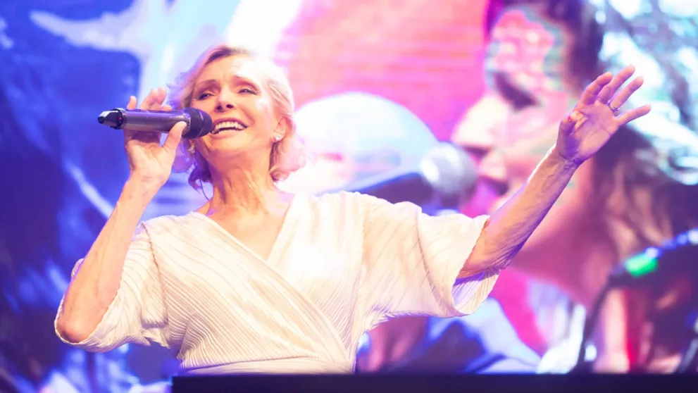 Legenda je iba jedna. Helena Vondráčková spôsobila novými snímkami ošiaľ