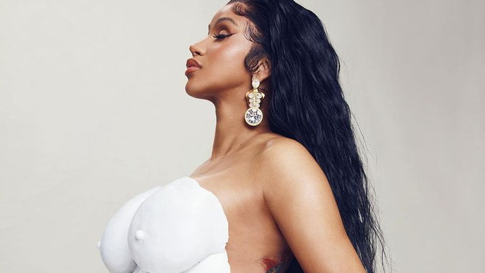FOTO: Cardi B porodila druhé dieťa. Raperka sa nezaprela ani tentoraz