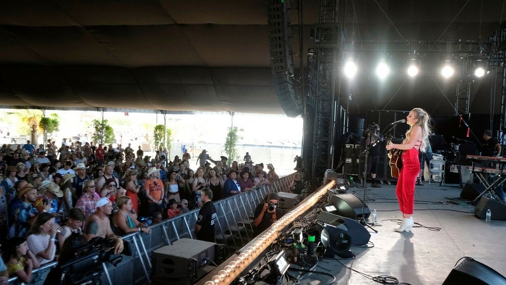 Zdrvujúca správa: Speváčke diagnostikovali rakovinu, začína s chemoterapiou