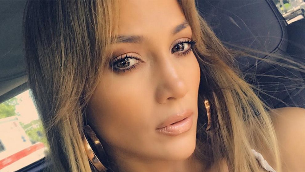 Najnovšie foto JLo vás dostanú: Aha, na tú sexy kosť!