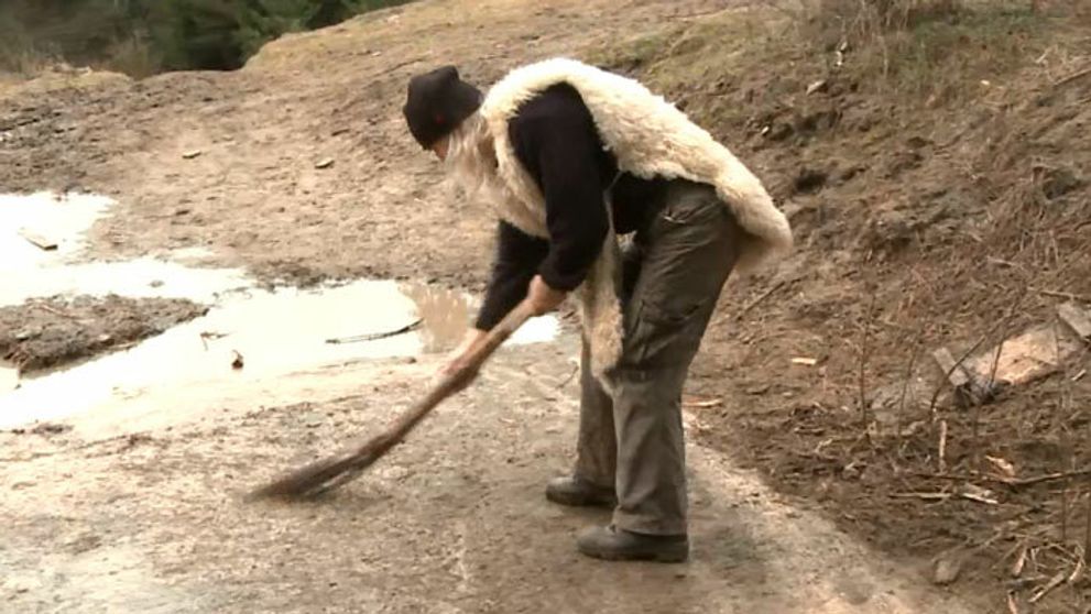 Ráno si pozametáme, večer si pozametáme, stále zametáme!