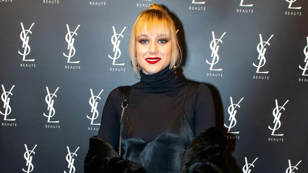 Emma Drobná v sexy outfite: Vďaka priehľadnej kabelke ukázala jej obsah