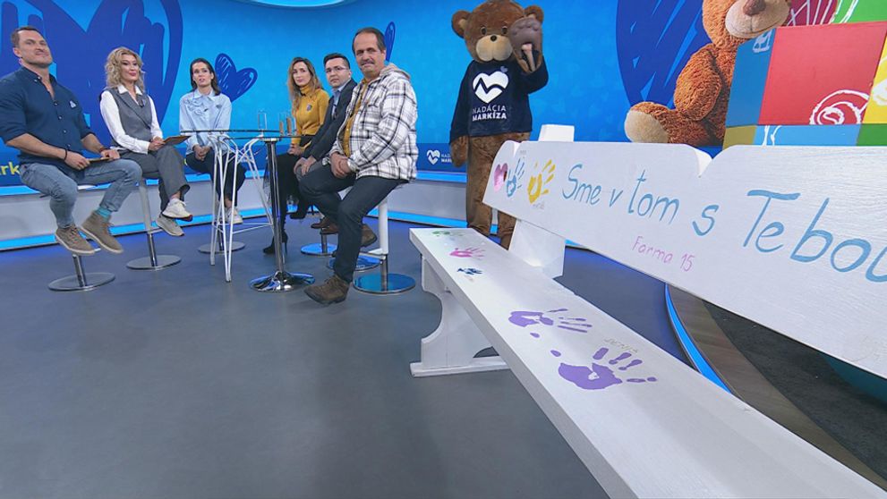 Aj farmári podporili dobrú vec: Ich lavička rozžiari detské tváre