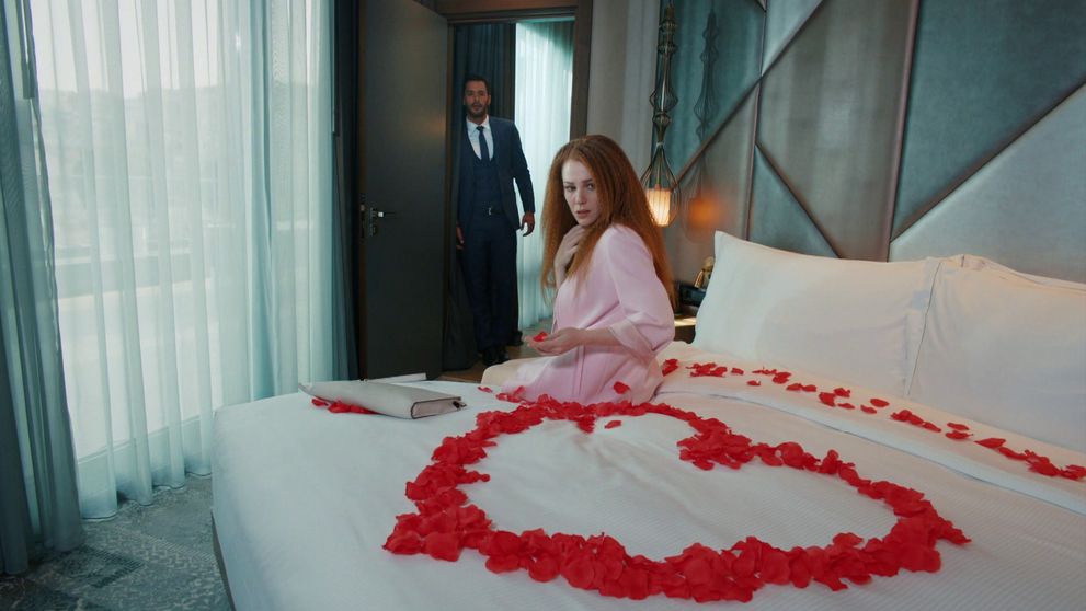 Medzi Ömerom a Defne to znova začína nebezpečne iskriť