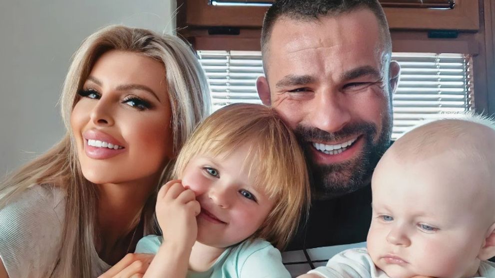 Karlos Vémola skončil v nemocnici: Prvé narodeniny syna si predstavoval inak