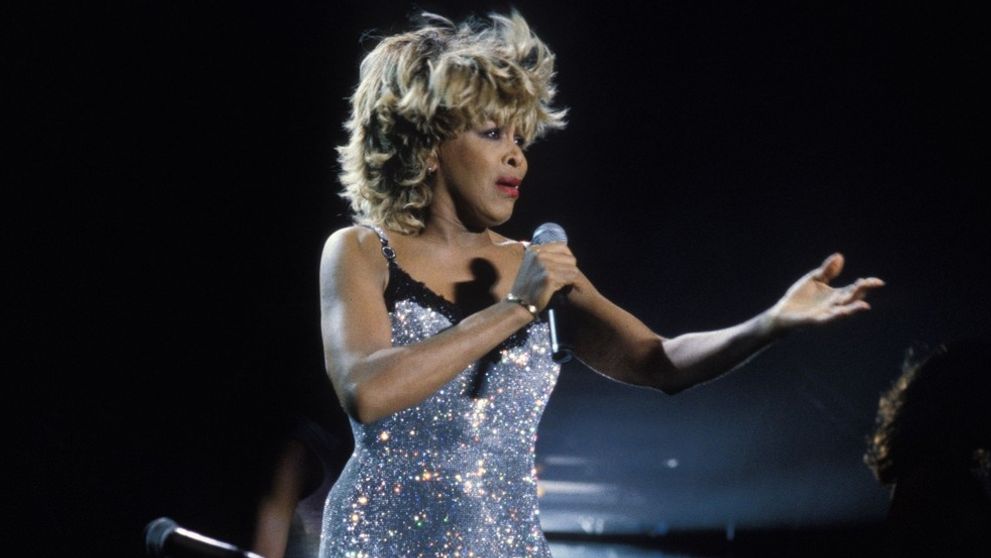 Tina Turner a jej ikonické outfity: Vedeli ste, že preslávila tieto šaty?