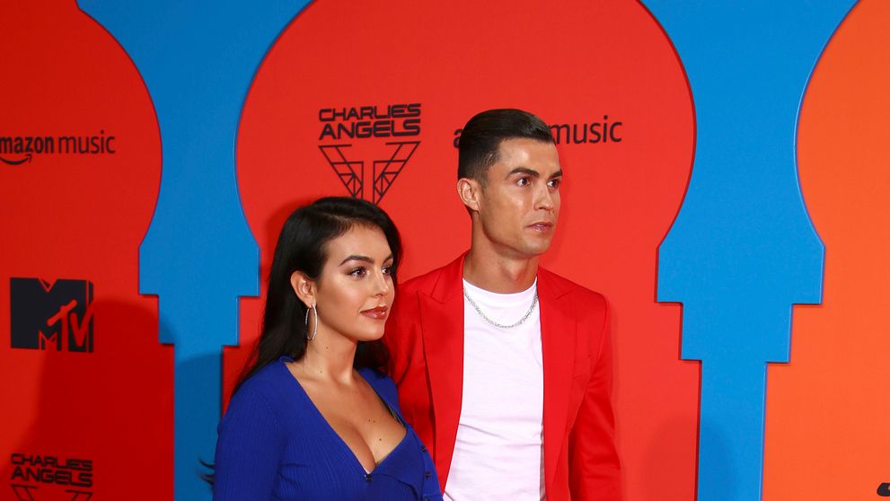 Ronaldova priateľka bola príliš sexy: Keby ten gombík povolil, bolo by zle