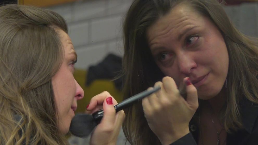 Nešťastná Karolína skončila v slzách, zamkla sa na toalete!