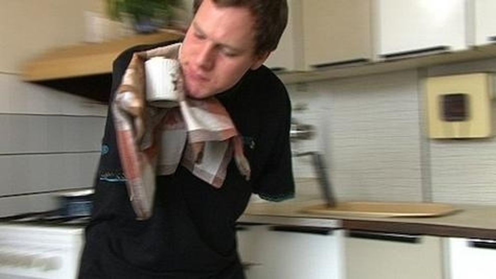 Prišiel o obidve ruky!