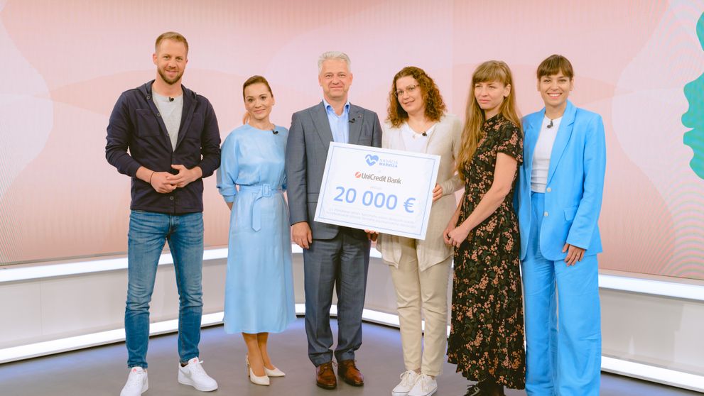 Pomáhame dobudovať záhradu pri Psychiatrickom stacionári