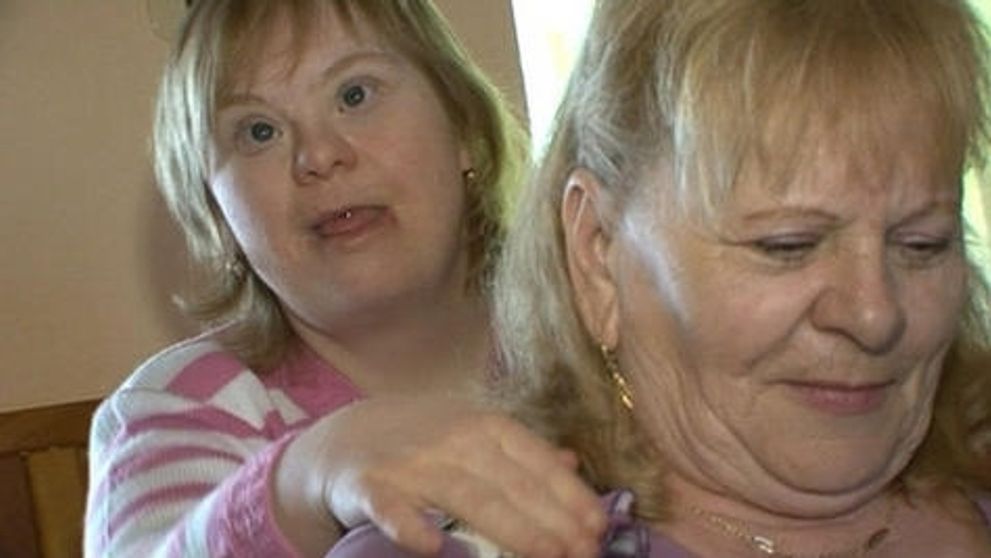 Postihnutá dcéra opatruje chorú mamu