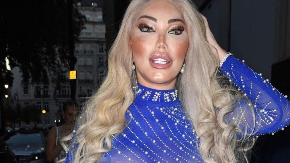 Jessica Alves sa chcela pochváliť: V šatách jej presvitali upravené prsia