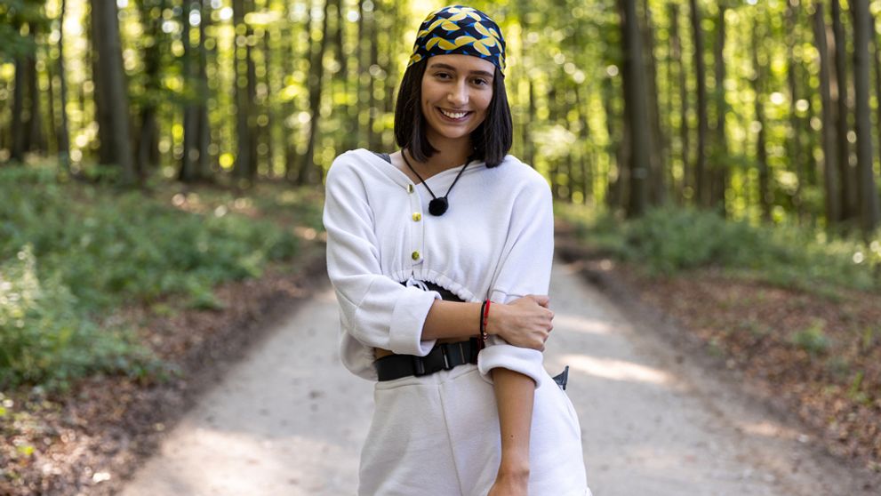 Ale, ale, Saška! Bývalá farmárka ponúkla odvážny pohľad hlboko do výstrihu