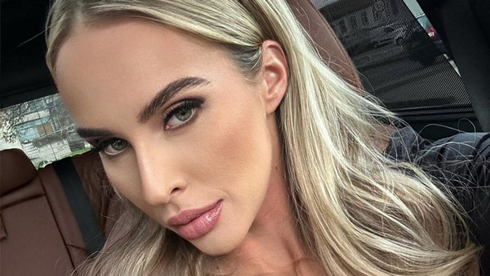 Sexy Mokráňová v provokatívnom outfite. Bez priateľa po boku by si na také šaty netrúfla