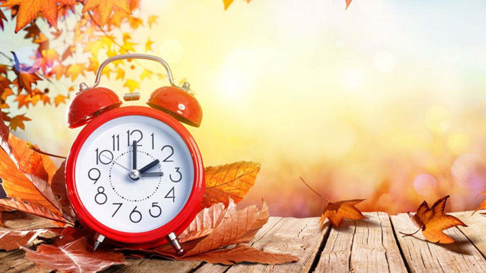 Cez víkend sa posúva čas, budeme spať o hodinu dlhšie