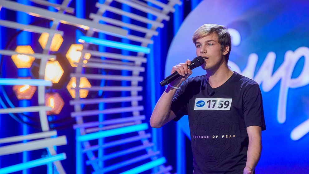 Najpoctivejšia príprava na SuperStar! Dominik trénoval v karaoke bare