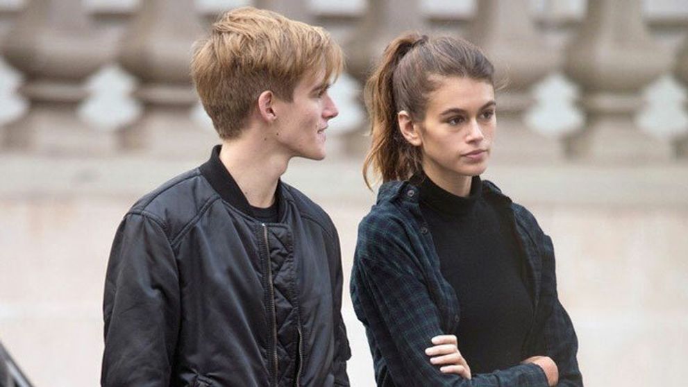 Šokujúce fotky detí Cindy Crawford. Toto už hraničí s anorexiou