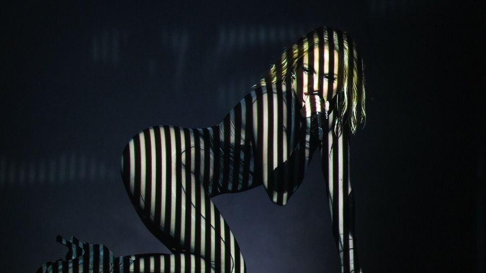 Jennifer Lopez stále vie prekvapiť: Vo videu sa ukázala úplne nahá