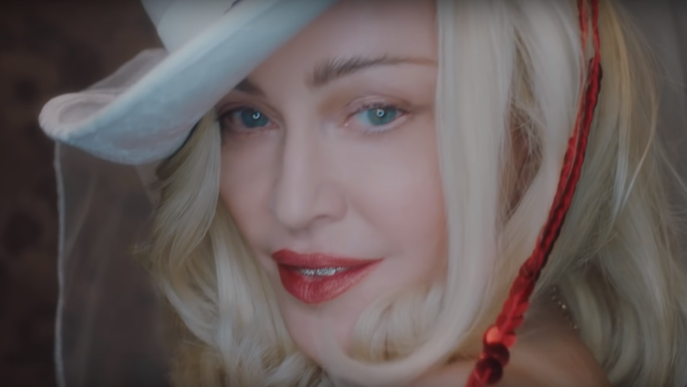 Kráľovná popu je späť: Veľkolepý návrat s najnečakanejším duetom