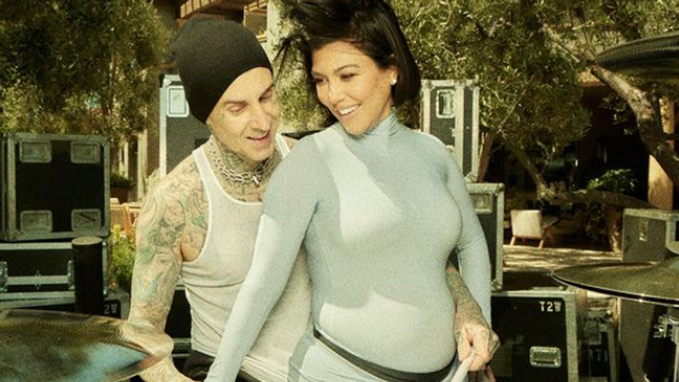 Rodila pred kamerami, no tentoraz (zrejme) nie. Kourtney Kardashian má štvrté dieťa