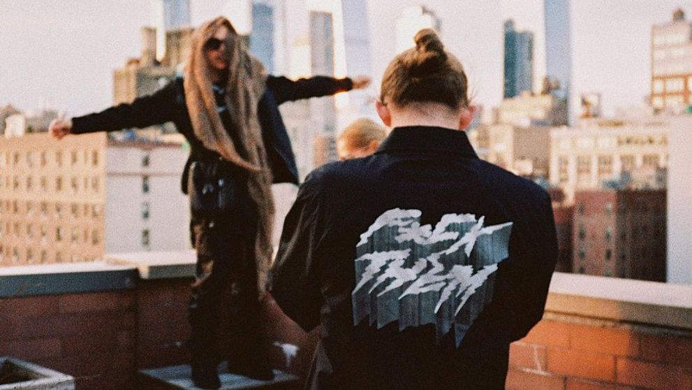 Raperi mu ležia pri nohách. Mladý režisér je v 23 rokoch na roztrhanie